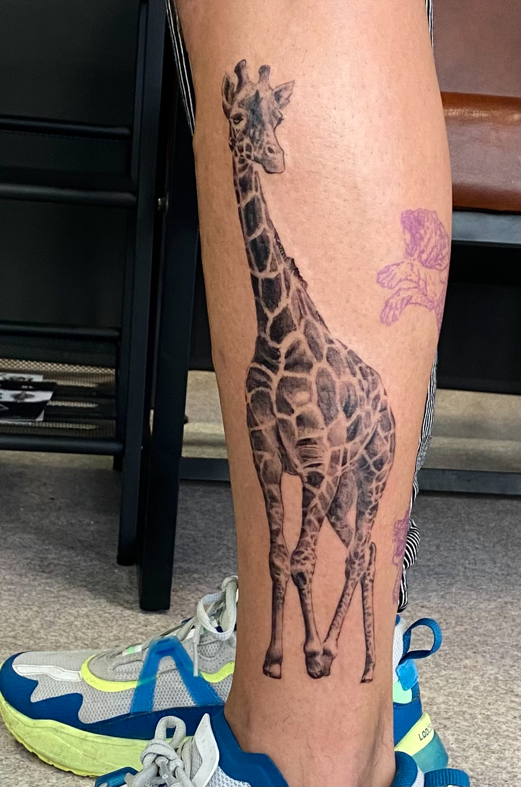 Connect-The-Dots Giraffe Tattoo » Funny, Bizarre, Amazing Pictures & Videos